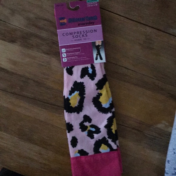 Compression Socks 🧦 - Picture 5 of 7